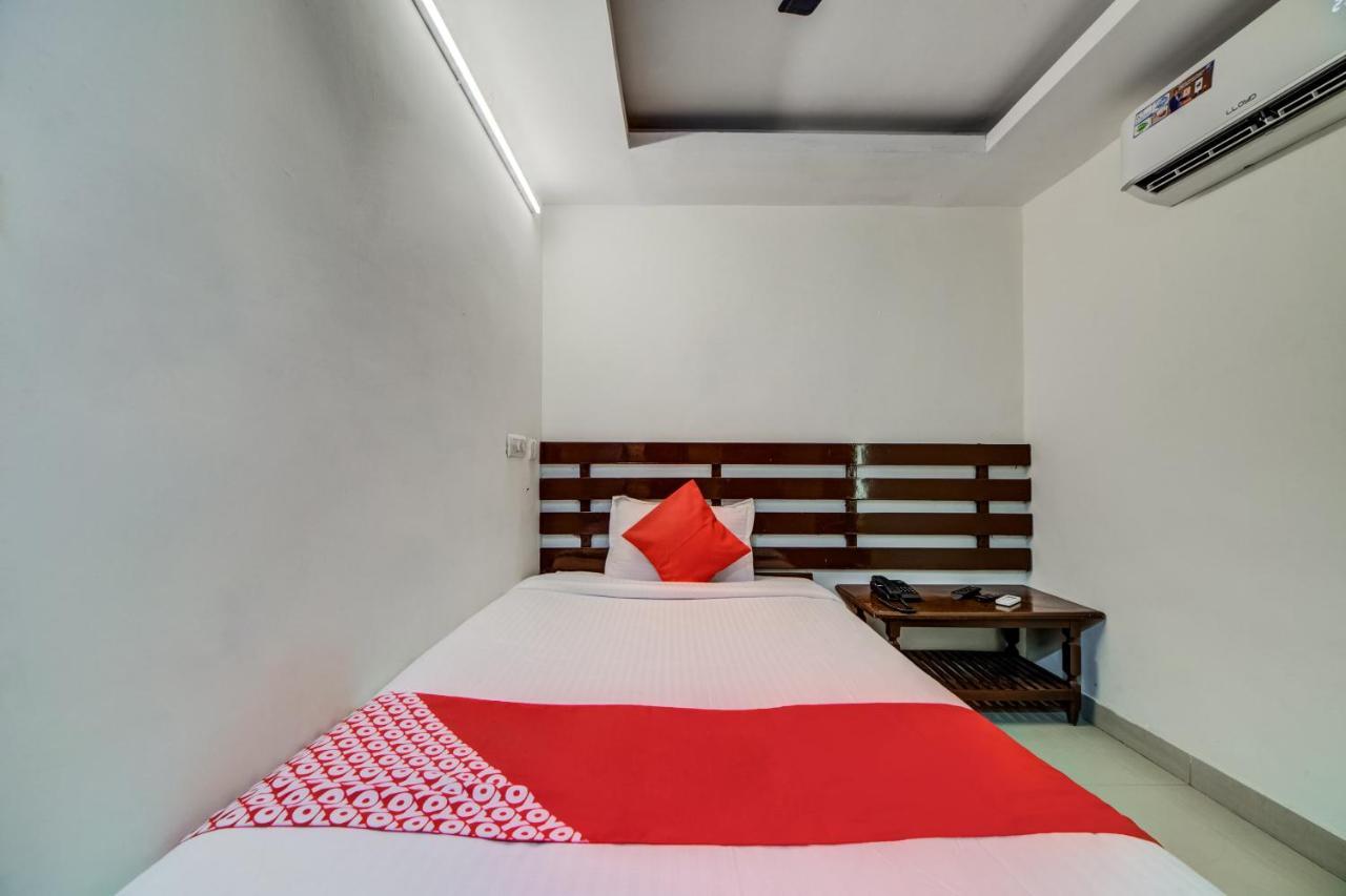 OYO 33504 Hotel Ananda Inn Hyderabad Exterior foto