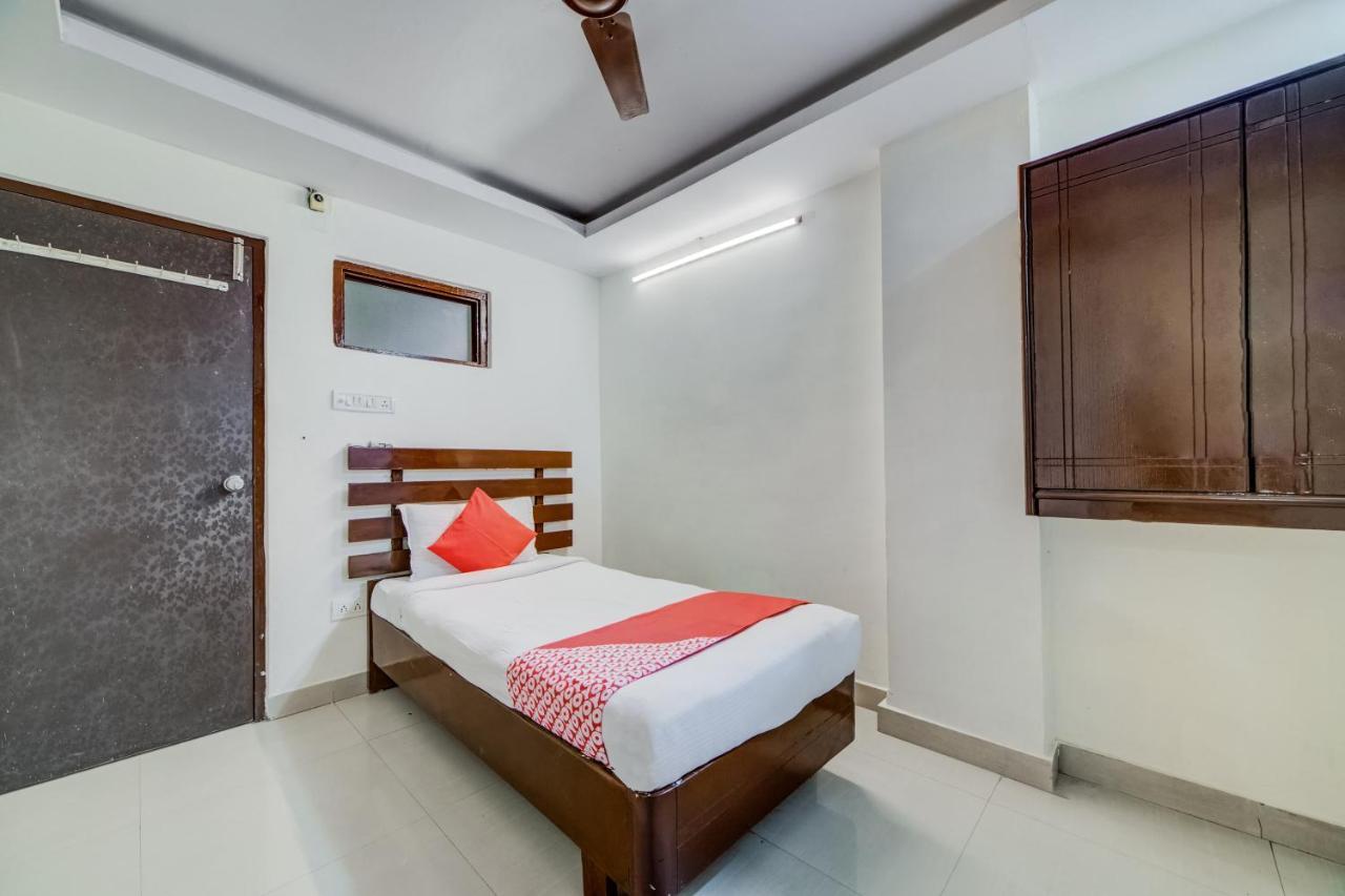 OYO 33504 Hotel Ananda Inn Hyderabad Exterior foto