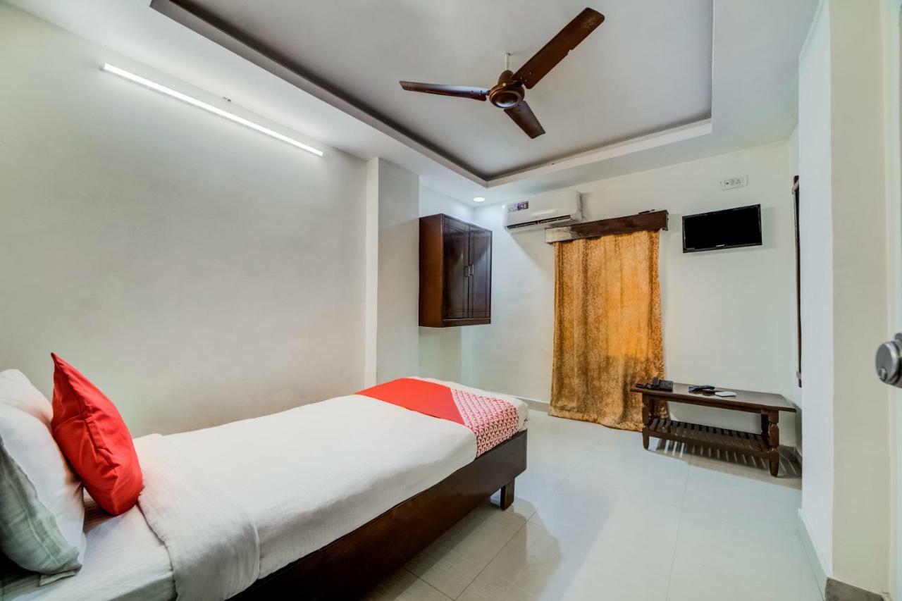 OYO 33504 Hotel Ananda Inn Hyderabad Exterior foto