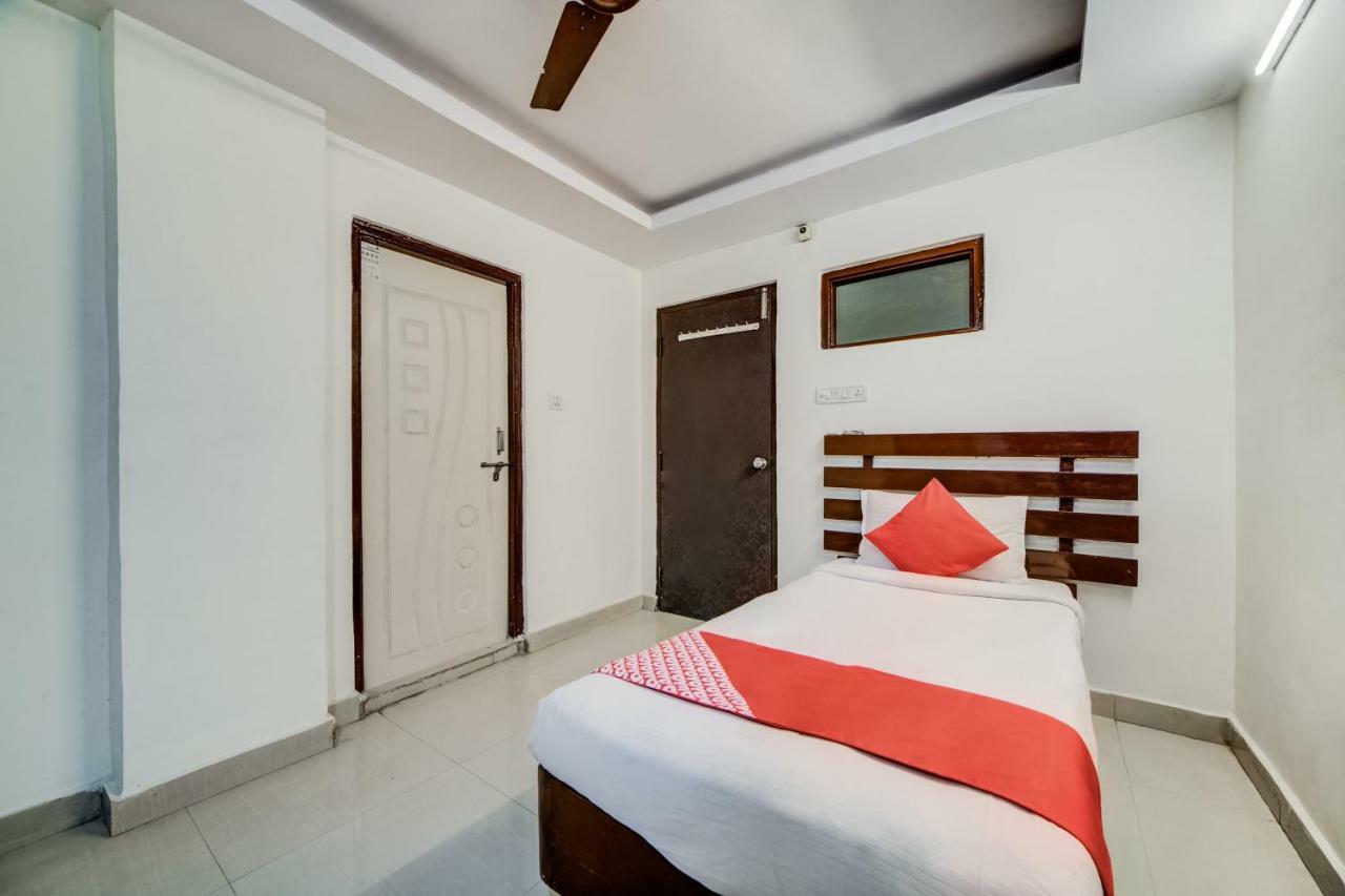 OYO 33504 Hotel Ananda Inn Hyderabad Exterior foto